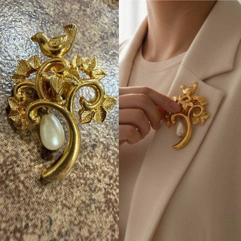 Vintage Partridge in a Pear Tree Brooch Gold Tone Bird Faux Pearl Christmas Pin